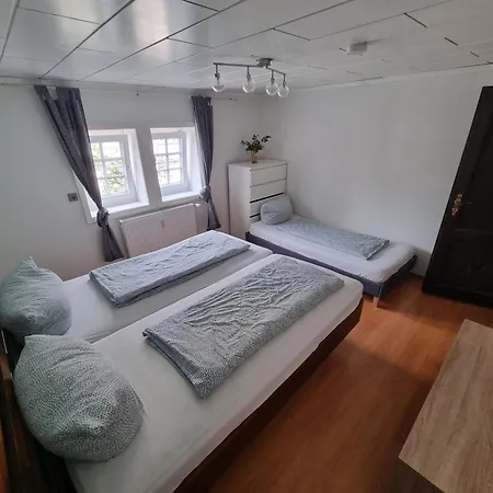 Ferienwohnung/monteurwohnung Im Herzen Von