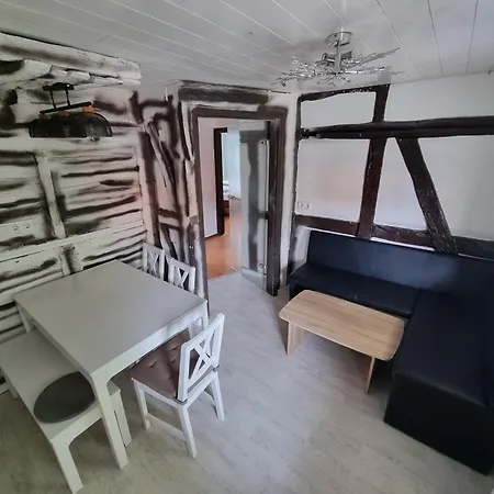 Ferienwohnung/monteurwohnung Im Herzen Von Apartment