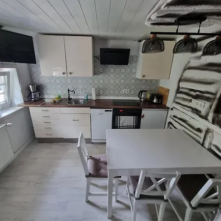 Apartment Ferienwohnung/monteurwohnung Im Herzen Von